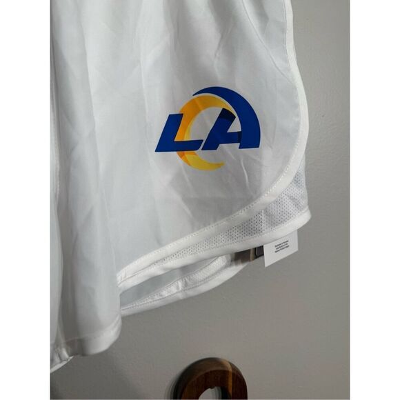 Nike White Los Angeles Rams NFL Dri Fit Active Shorts Size Medium NWT - Picture 3 of 5